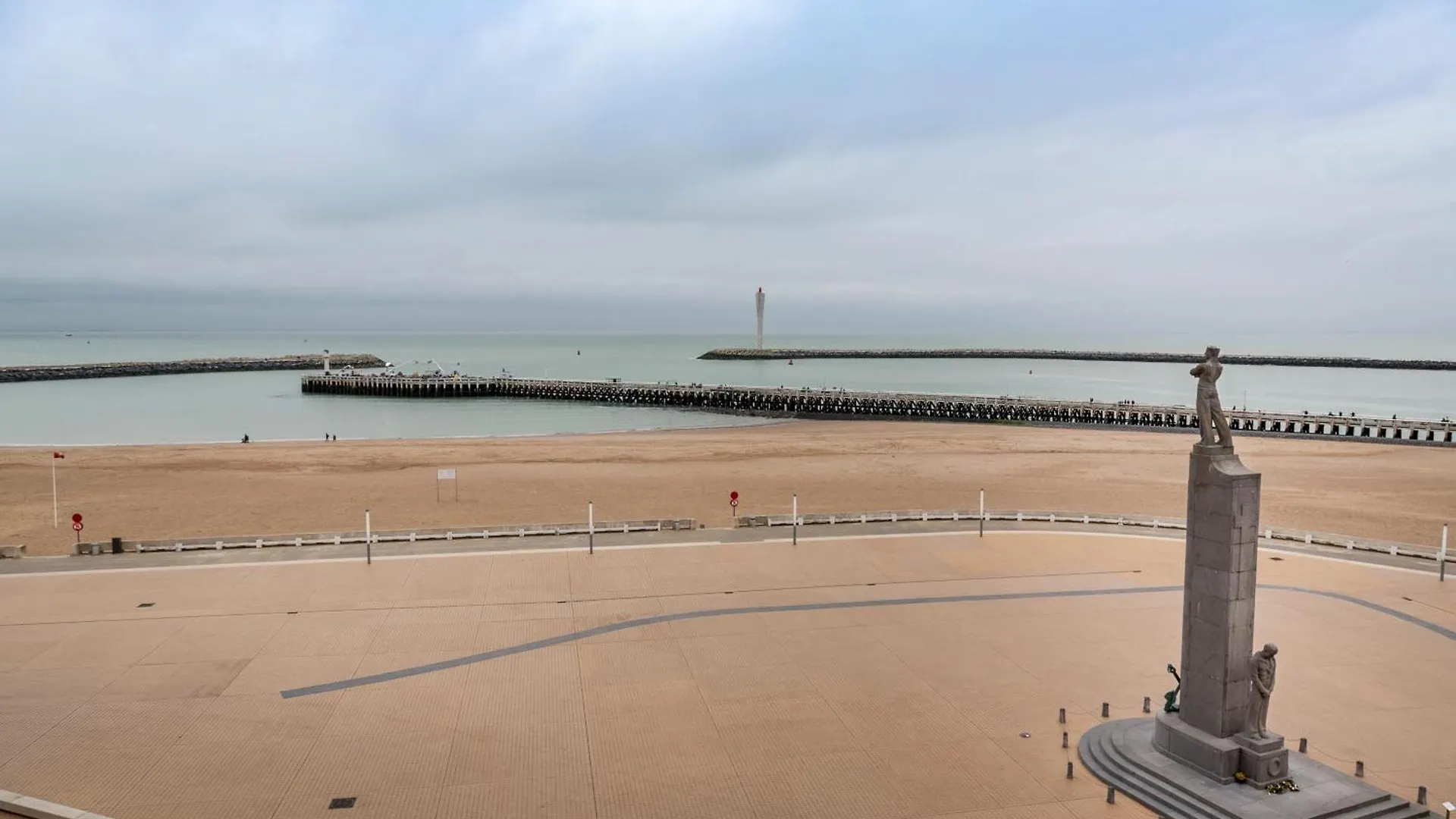 Des Nations 5D Apartment Ostend
