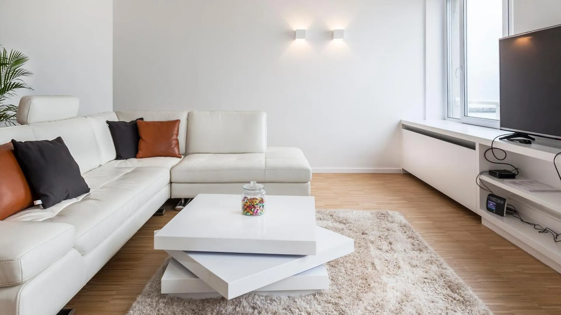 Des Nations 5D Apartment Ostend