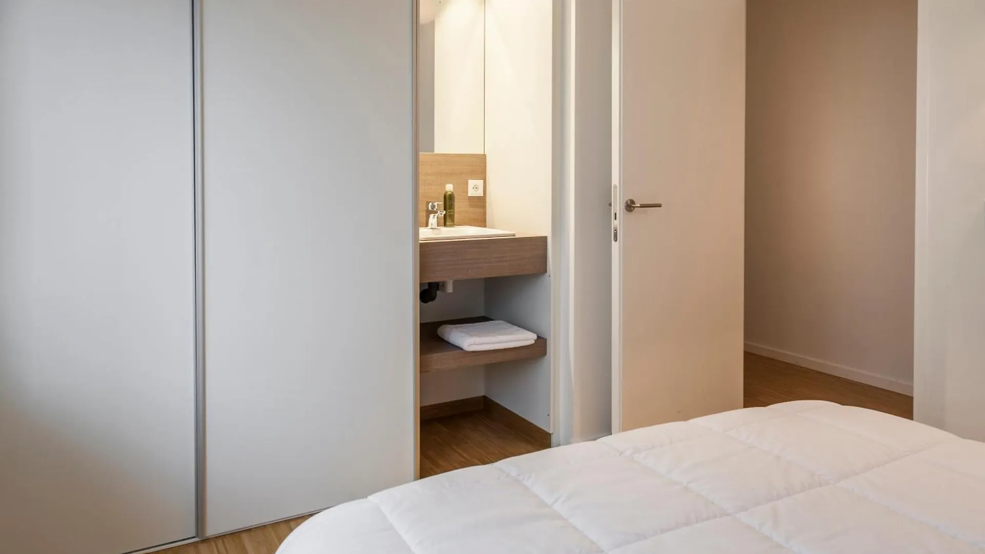 Des Nations 5D Apartment Ostend
